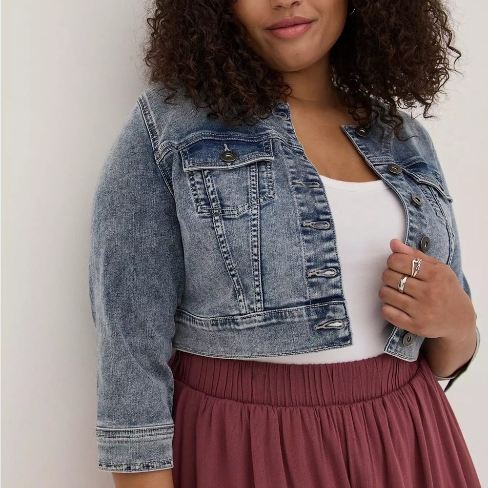 Torrid Cropped Jacket Light Wash